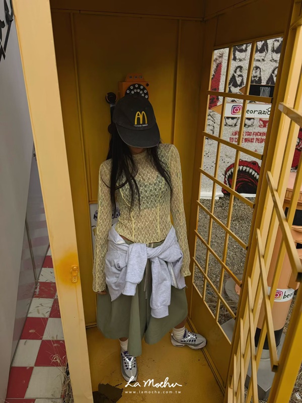 蕾絲透膚長袖上衣